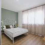 Eva's * Сплит